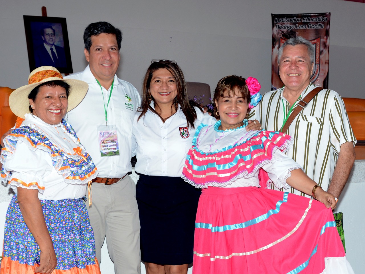 Rosalba Montilla, Rodrigo Lara Sánchez, alcalde de Neiva; Luz Marina Aldana, rectora de la institución; María Isabel Cuenca y Álvaro Gasca.